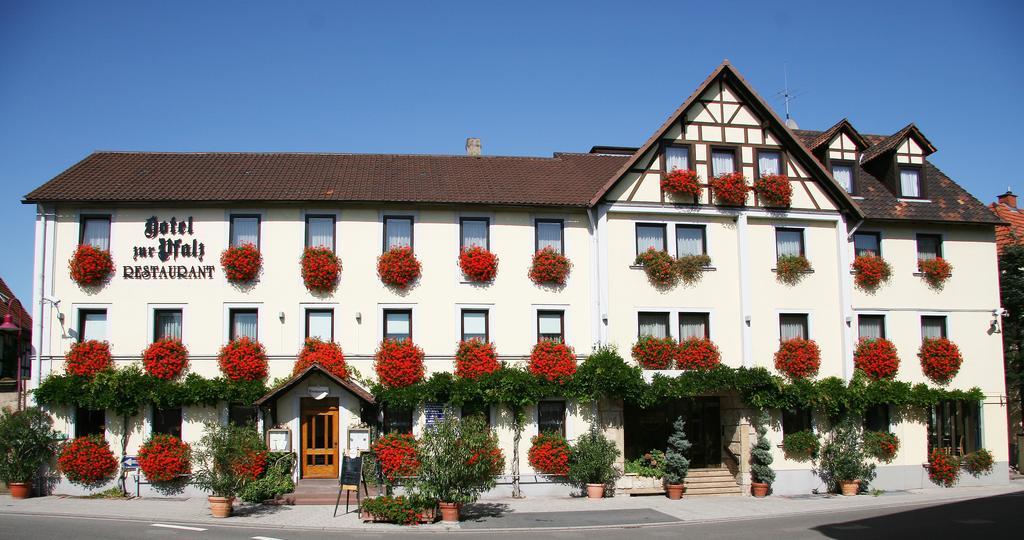 Hotel Zur Pfalz Kandel Exteriér fotografie